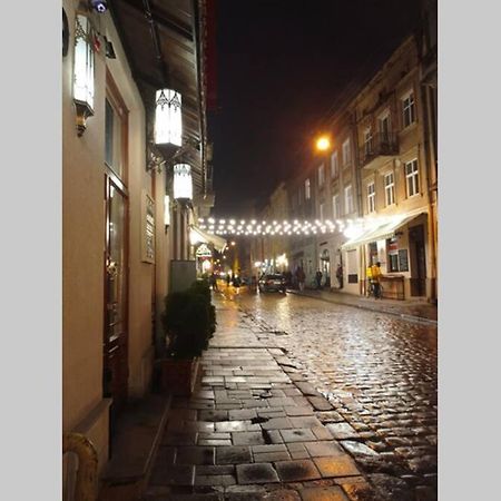 Двокімнатна Квартира В Центрі Львова. Lviv Exterior foto